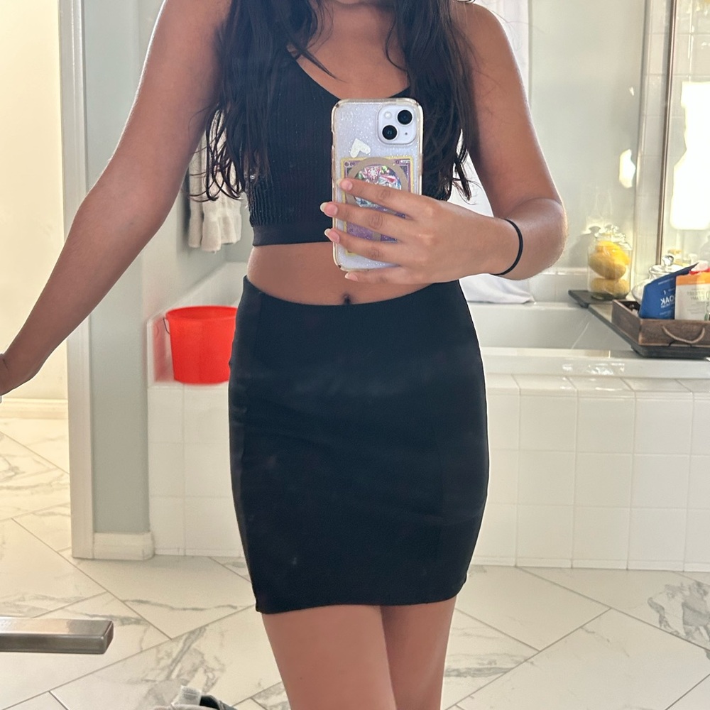 Forever 21 Black Ribbed Women's Skirt